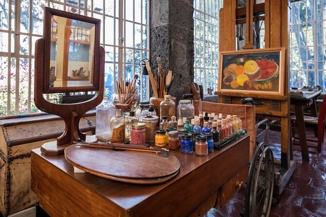 Private Tour to the Frida Kahlo Museum - Entering the Frida Kahlo Museum: what you’ll see and why it’s special