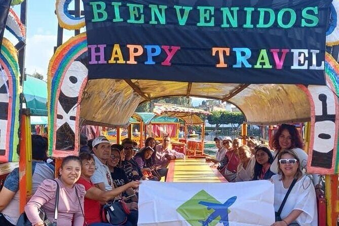 Private tour to the spooky Island of the Dolls in Xochimilco - The trajinera ride: why the boat transfer is more than transportation