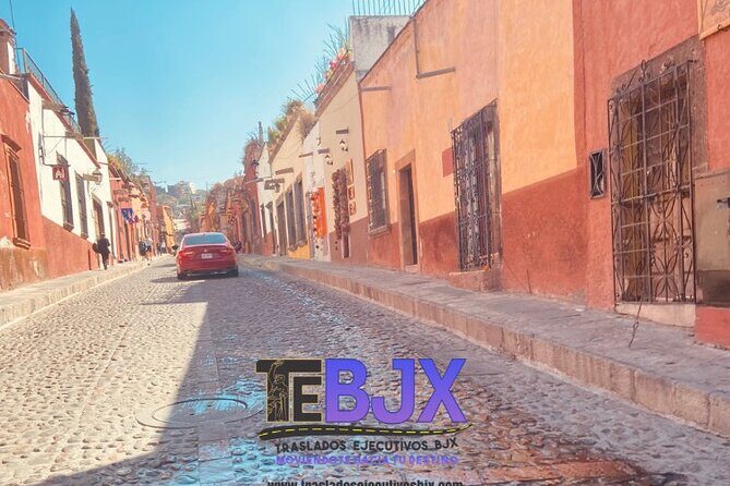Private transfer between Guanajuato and San Miguel de Allende - Comfort and safety on the air-conditioned van