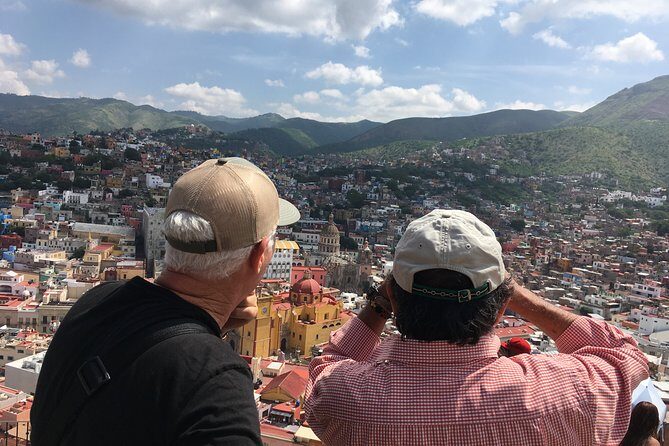 Private walking tour in Guanajuato (available from 1 person) - Stop 7: Plaza de San Fernando and winding down like a local