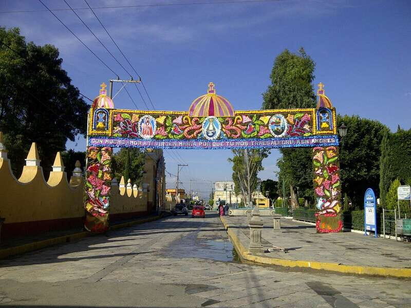 Puebla: Cholula Magical Town Tour by Double-Decker Bus - Free time at the San Pedro Cholula Zócalo: use it smart