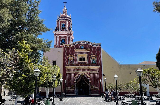 Puebla, Cholula & Tonantzintla Day Tour - The Lunch Reality: Budget Extra Time and Be Ready for a Buffet