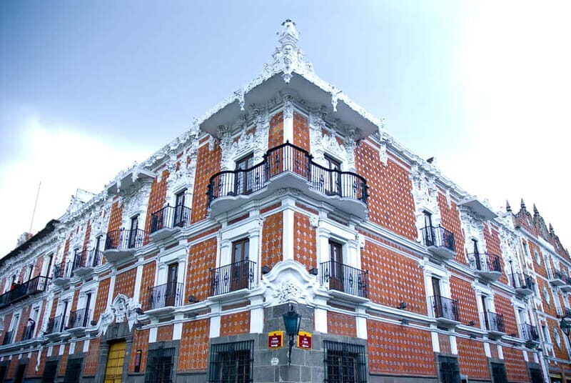 Puebla Sightseeing Tour by Double-Decker Tram - The Main Trade-Off: Audio-Only vs. a Live Guide