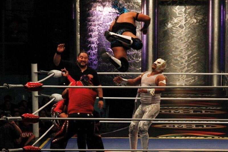 Puebla: Wrestling Experience - The one-hour local restaurant visit: where Puebla flavor meets the story