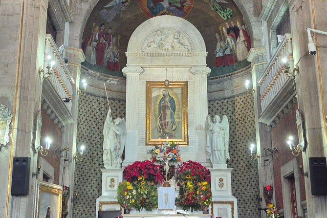 Pyramids and Basilica of Guadalupe Tour with Round Transport - Basilica of Our Lady of Guadalupe: free time that lets you set the mood