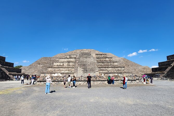 Pyramids and Basilica of Guadalupe Tour with Round Transport - Price and value: what $47.82 really buys you