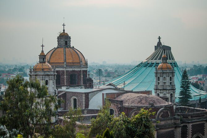 Pyramids of Teotihuacan, Guadalupe Shrine & Tlatelolco Tour - Teotihuacan Pyramids: Sun and Moon With Crowd-Time Reality