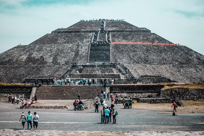 Pyramids of Teotihuacan, Guadalupe Shrine & Tlatelolco Tour - Tequila Tasting: Included, But Shop Pressure Can Happen