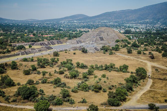 Pyramids of Teotihuacan, Guadalupe Shrine & Tlatelolco Tour - Group Size, English, and Guide Differences (What You Should Watch)
