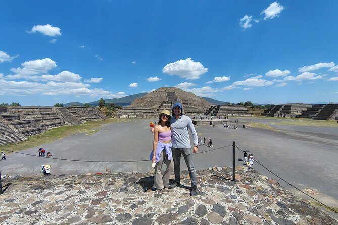 Pyramids of Teotihuacan without traps for tourists morning or afternoon - How Much Free Time You Get for Shopping