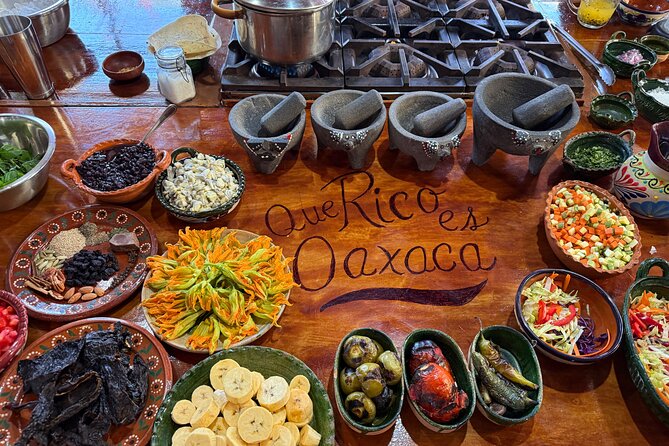 Que rico es oaxaca, Cooking Classes. - Two Salsas, One Lesson: How Oaxaca Heat Gets Balanced