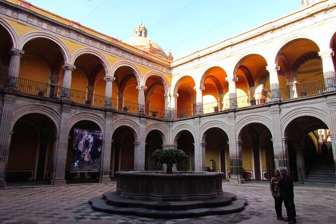Queretaro: colonial architecture and history - Stop 4: Plaza de Armas, plus the Neo-Classical faces of civic power