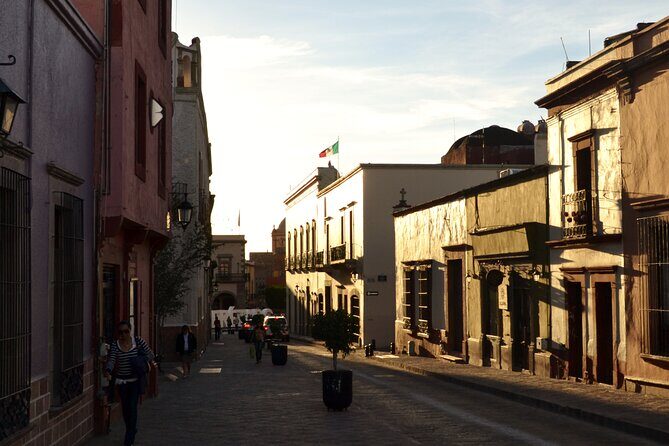 San Miguel de Allende and Queretaro Private Guided Day Tour - Plaza de Armas and Queretaro’s Government Square gravitas
