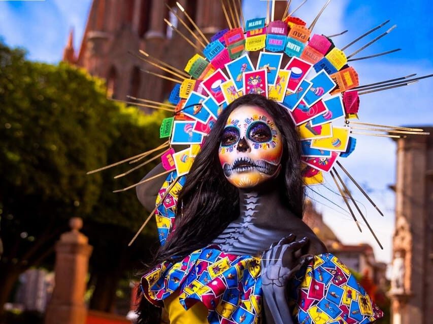 San Miguel de Allende: Dia de Muertos Traditions Guided Tour - Market Time at Mercado de Artesanías: The Craft Side