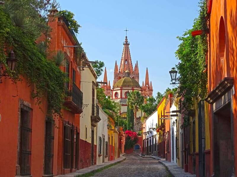 San Miguel De Allende: Downtown Landmarks Walking Tour - Key Highlights You’ll Actually Feel