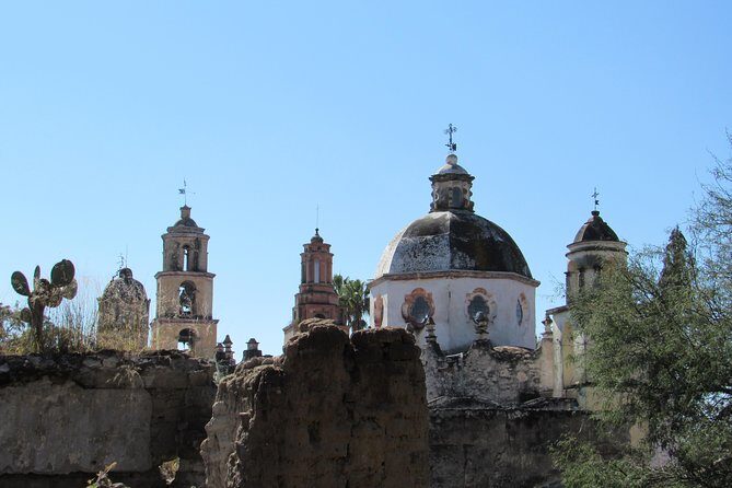 San Miguel de Allende Driving Tour - Mercado de Artesanías: crafts, fruit tastings, and real conversations with makers