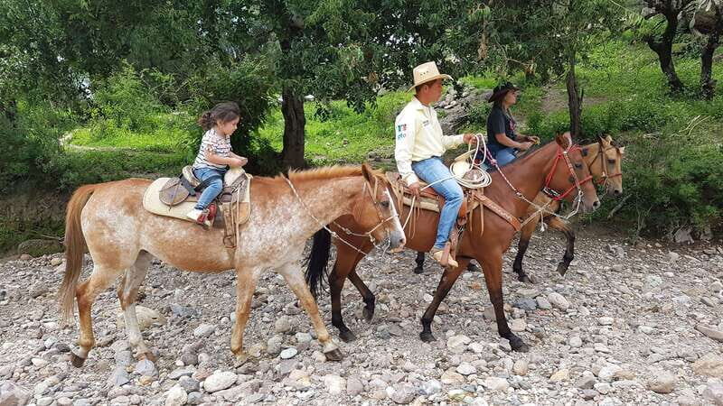 San Miguel de Allende: Full-Day Ranch Adventure - On-trail options: hiking, swimming, and roping practice