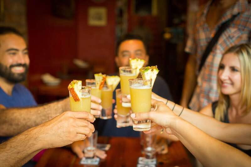 San Miguel de Allende: Tacos and Tequilas Tour - Tasting stop style #1: taqueria energy to start your dinner