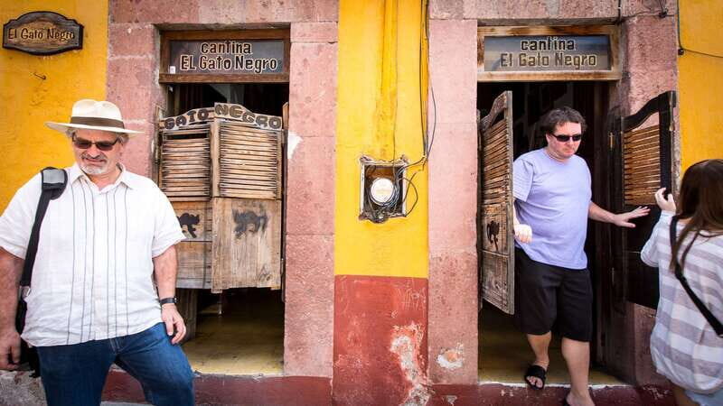 San Miguel de Allende: Tacos and Tequilas Tour - Tasting stop style #2: cantinas and mezcal where the room feels alive