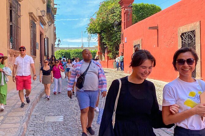 San Miguel de Allende Tour from Mexico City - The pink church square and the San Francisco area