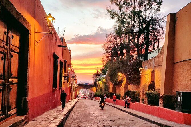 San Miguel de Allende Walking Tour - Casa del Mayorazgo de Canal: a 17th-century house museum stop