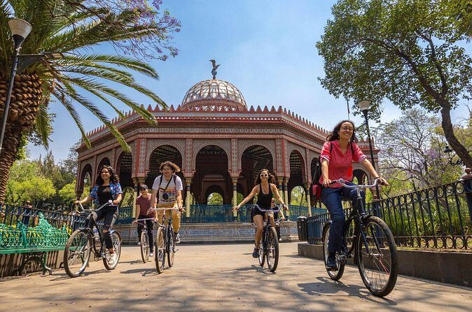 Santa Maria la Rivera, Bites and Bikes Tour - Stop 5: Museo Universitario del Chopo—tin, tradition, and culture