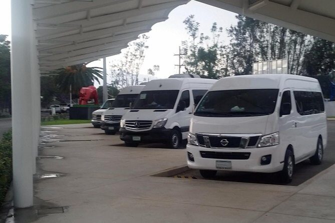 Shuttle from downtown Oaxaca city to Oaxaca airport. One way - Key things I’d notice before booking