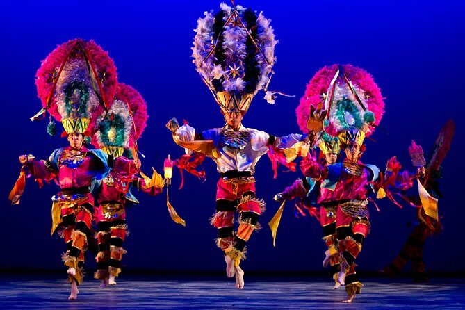 Small Group: Discover the Folkloric Ballet of Mexico - Seating and entry flow: VIP helps, but you still move with the crowd