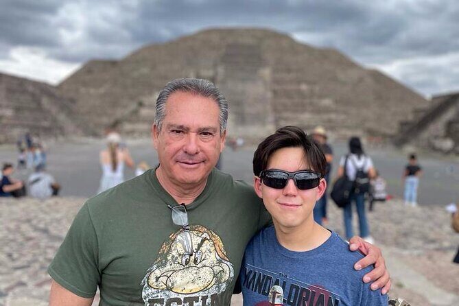 Small group: Teotihuacan, Basilica of Guadalupe and Tlatelolco - San Juan Teotihuacan craft workshop, drink tasting, and your lunch plan