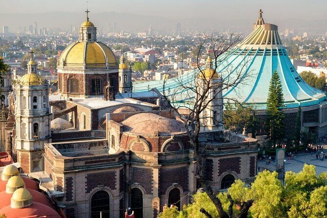 Small group: Teotihuacan, Basilica of Guadalupe and Tlatelolco - Price and value: what $55 really buys