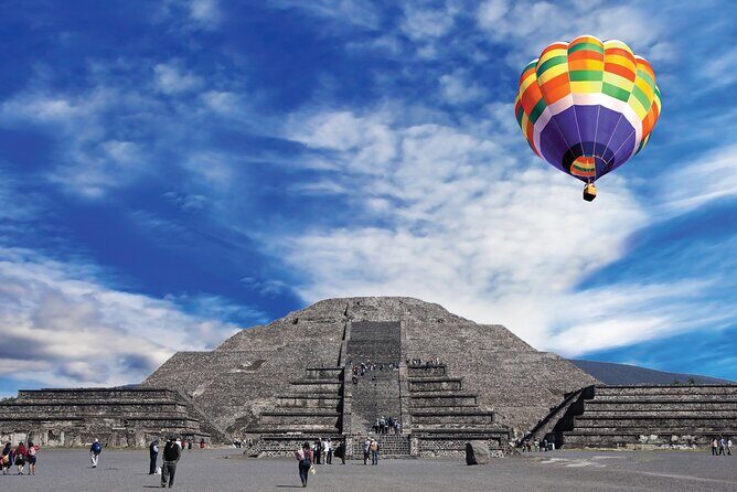 Sunrise HotAir Balloon Adventure Over Teotihuacan's Pyramids - What you’ll do after landing: certificate, breakfast, then pyramids on foot