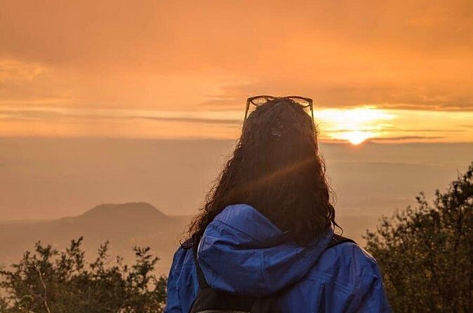 Sunrise in Las Alturas Hiking in El Pico del Aguila Tlalpan - Weather, Footing, and Who This Hike Best Fits