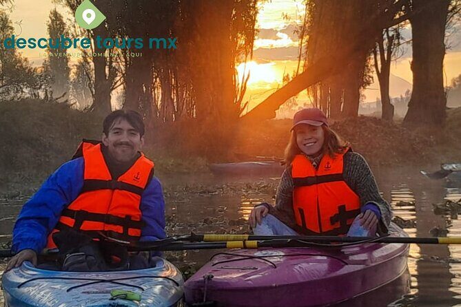 Sunrise Kayak Tour in Xochimilco - What You See: Flora, Wildlife, and Volcano Light