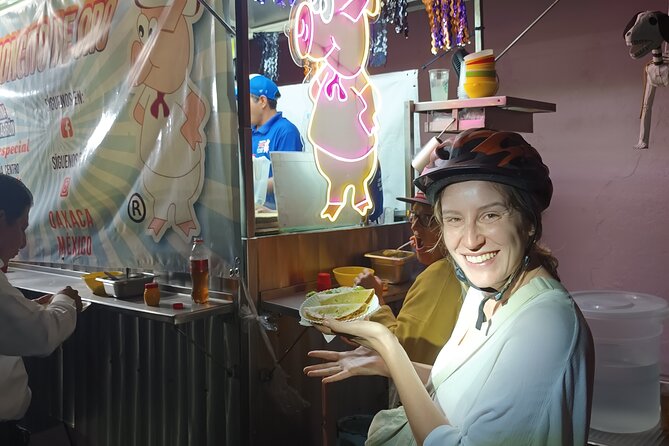 Taco Tour in Oaxaca : delicious street food by bike - Stop 2: Zócalo (Dinner-Energy Oaxaca at Street Level)