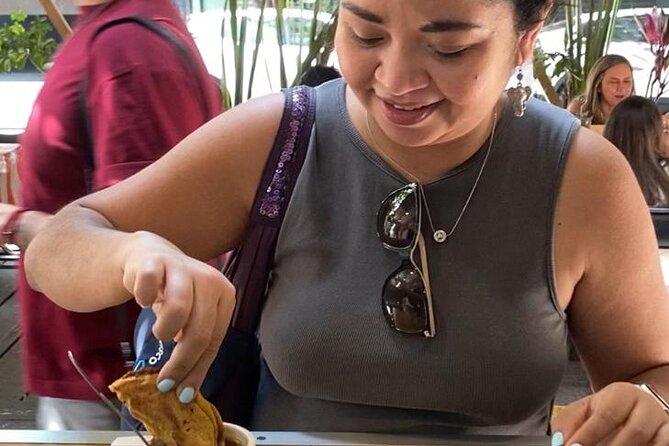 Tacos 101 Mexico City Taco Experience - Taquería Gabriel: suadero and campechano, with a drink and scorecard comparisons
