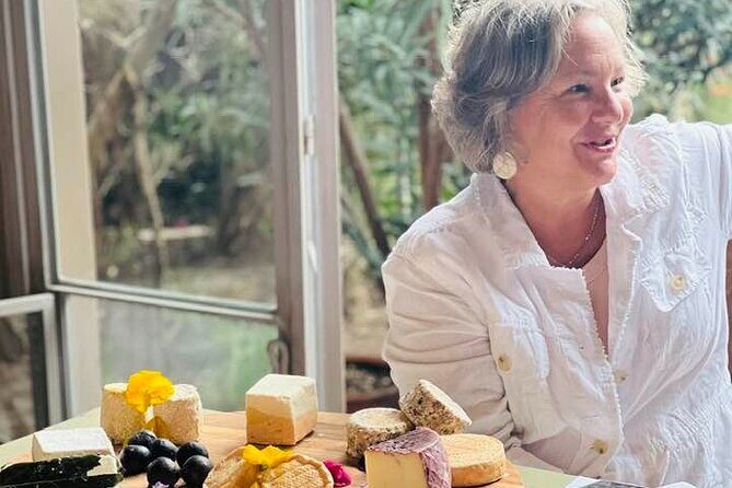 Taste of Europe in Mexico: History and Flavors of Artisan Cheese - Pairing rules you can actually use, from honey to wine