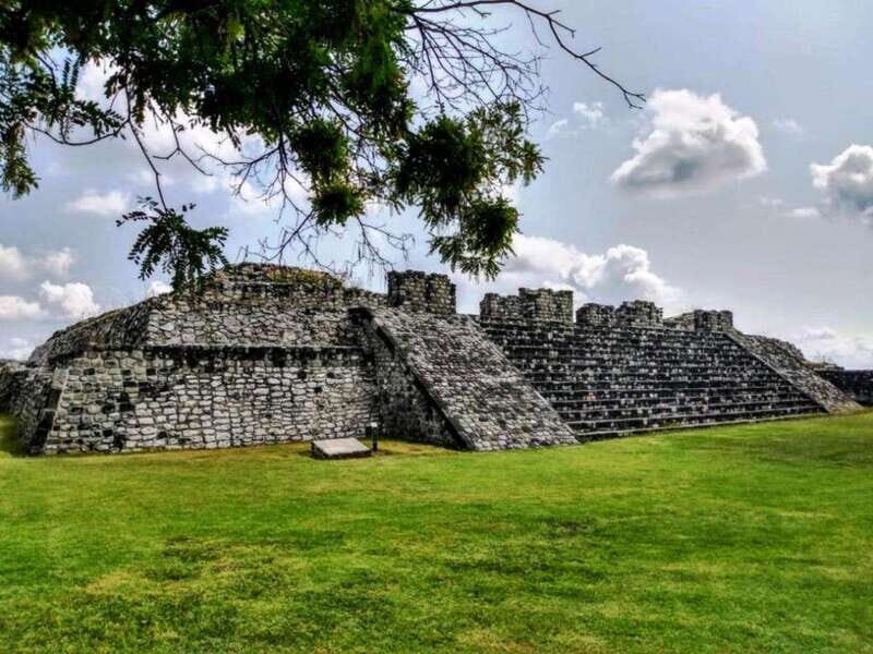 Taxco tour from Mexico City: & Xochicalco Pyramids - How the Mexico City pickup sets the tone