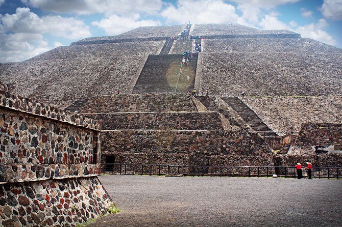 Teotihuacan & Basilica Guadalupe Tour with lunch - Key moments you should care about