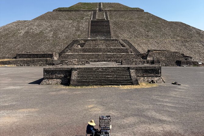 Teotihuacan : Full Tour Expert Guide and Hook-Free Transportation - Getting There in Comfort: Air-Conditioned, Small-Group Transportation