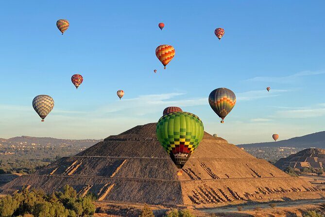 Teotihuacan Hot Air Balloon Flight from Mexico City / Volare - The Balloon Ride Over the Valley: Flight Time, Height, and What You Can See