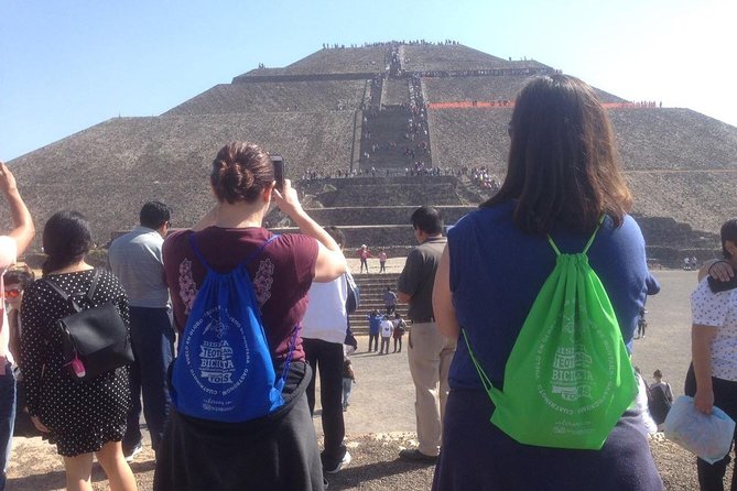 Teotihuacan Hot Air Balloon Ride with Optional Bike or Walking Tour - Teotihuacan with a guide: pyramids, murals, and a better sense of scale