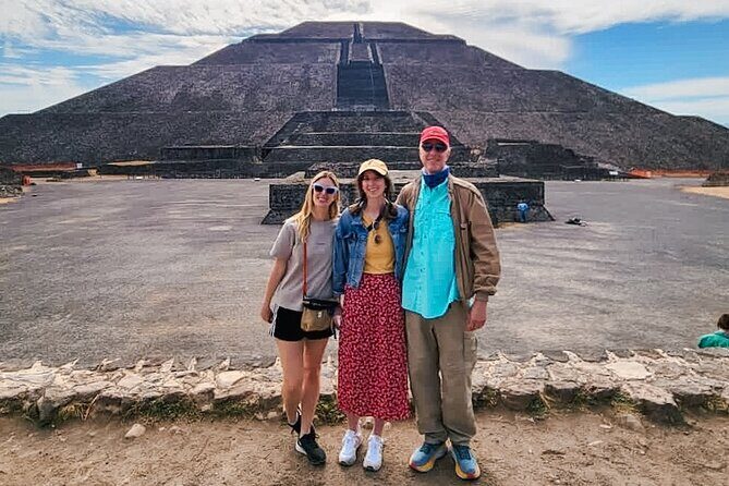 Teotihuacan Private Tour from Mexico City - Pyramid of the Sun and the Feathered Serpent Route