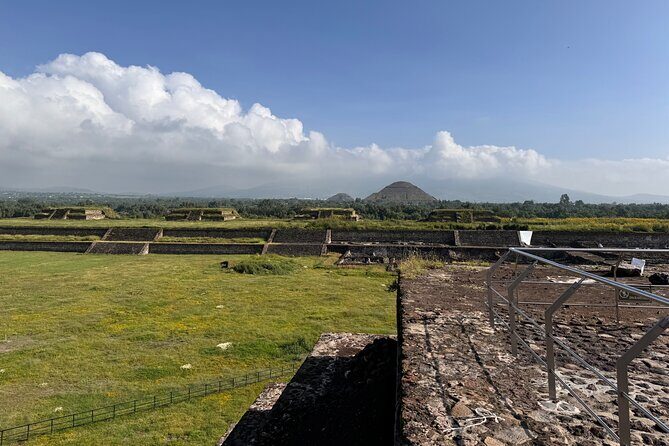Teotihuacan: Pyramids, Caves & Culinary Experience - Museo de Sitio Teotihuacan: the artifacts that make the stones make sense