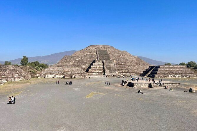 Teotihuacan: Pyramids, Caves & Culinary Experience - Pyramid of the Sun: big views, no climbing, lots of explanation