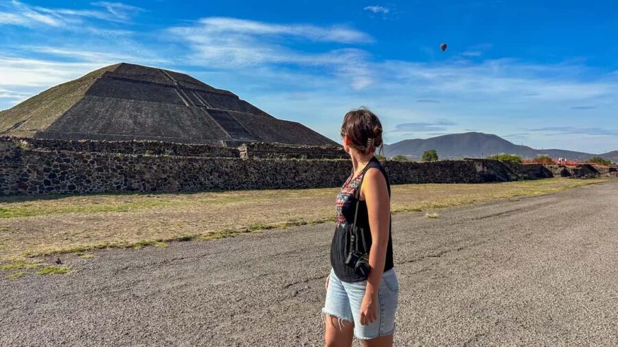 Teotihuacan Pyramids: Skip-the-Line Entry Ticket - Temples and palaces you can actually enjoy at a calm pace