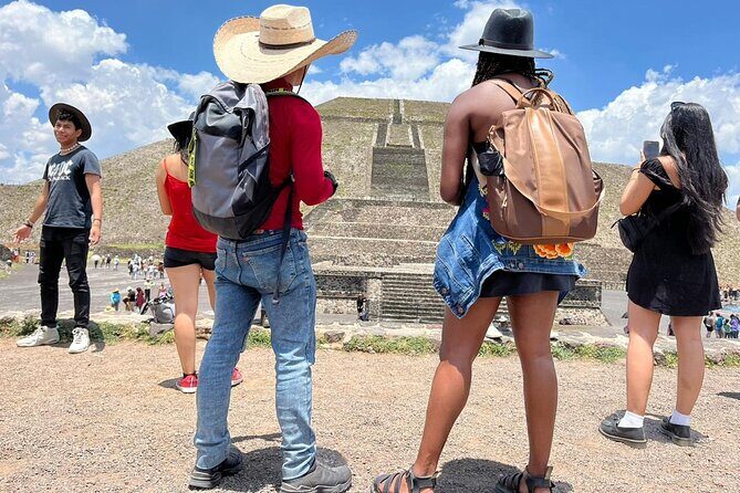 Teotihuacan Pyramids Tour from Mexico City - The fast culture stop in San Sebastian Xolalpa