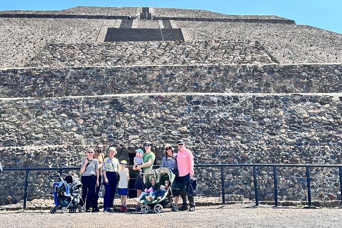Teotihuacan Pyramids Tour with Pickup from your hotel in CDMX - Stop 1: Plaza de las Tres Culturas and Tlatelolco’s layered story