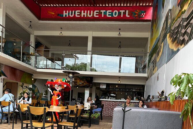 Teotihuacan Tour from Mexico City - The post-Templo meal plan: restaurant time with live entertainment