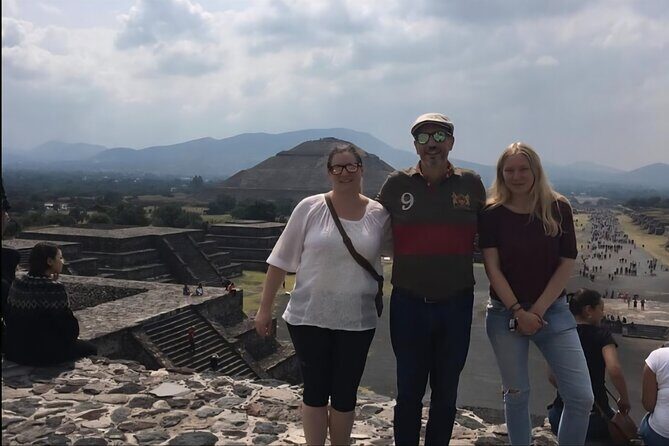 Teotihuacan without crowds, without tourist traps. - Optional craft workshops: when you want more than pyramids