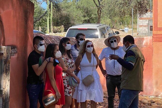 The authentic tour of the day of the dead in San Miguel d Allende - Altars in Homes and Plazas: What You Should Pay Attention To